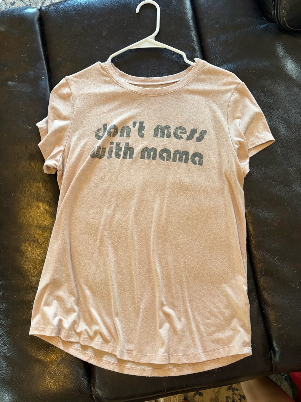 Don't Mess With Mama Graphic Tee - Pink